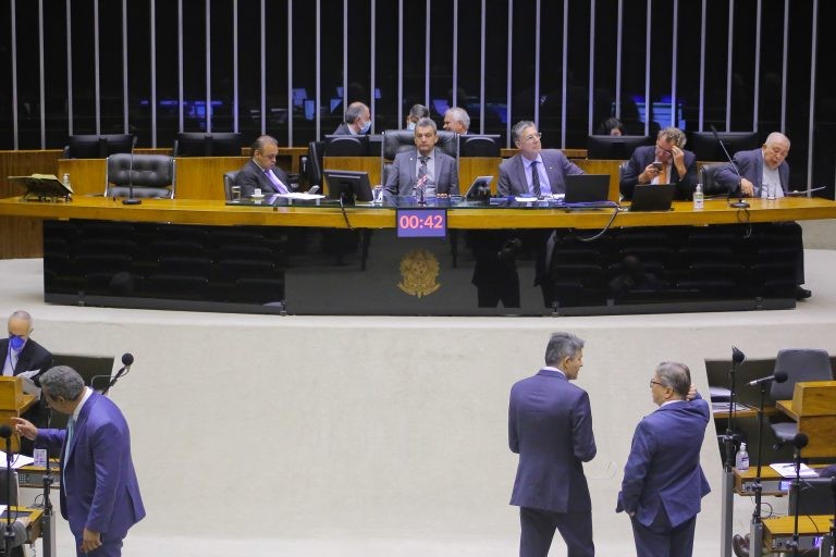 Deputados em sessão do Plenário - (Foto: Paulo Sérgio/Câmara dos Deputados)