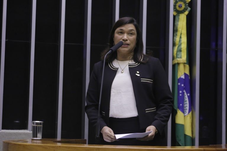 Maria Rosas afirmou que a proposta terá efeito multiplicador sobre o entretenimento - (Foto: Paulo Sérgio/Câmara dos Deputados)