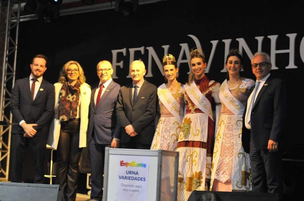 Sorteio foi realizado na noite deste sábado, 18 de junho