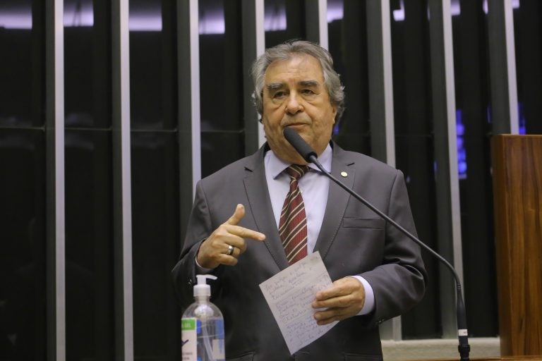 Célio Moura: diminuir impostos de combustíveis não tem efeito no preço ao consumidor - (Foto: Paulo Sérgio/Câmara dos Deputados)