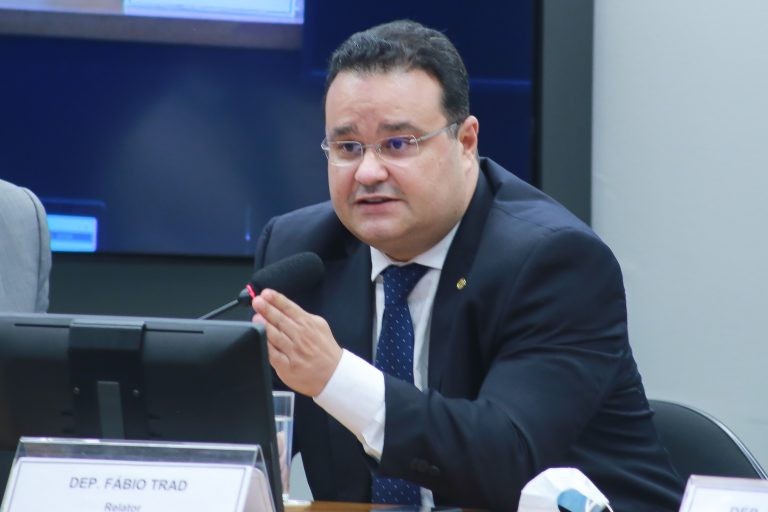 Comissão aprova número ilimitado de consultas para pessoas com Transtorno do Espectro Autista