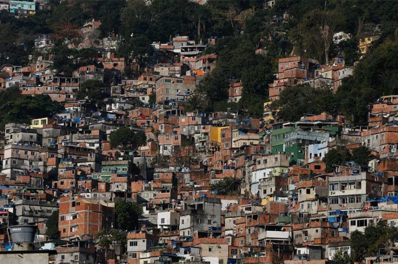 CAE pode votar recursos de habitação para regularização de favelas