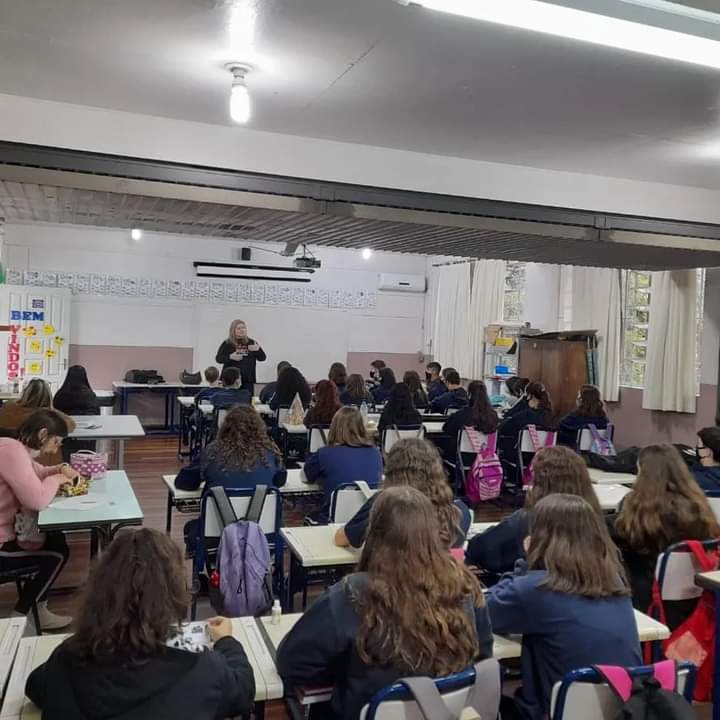 Órgãos atenderam escolas, empresas, associações, entre outros locais. Crédito: Divulgação/Coordenadoria da Mulher