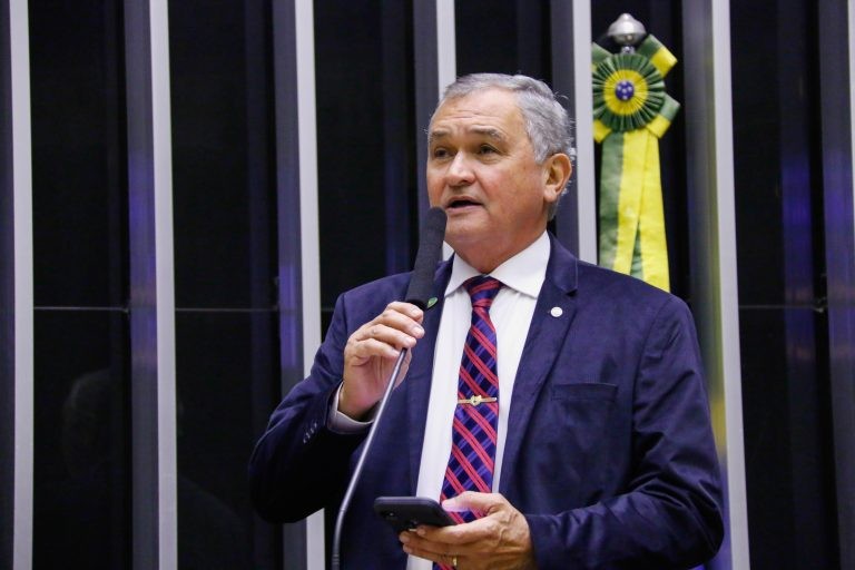 Comissão aprova isenção fiscal para equipamentos e armas para forças de segurança