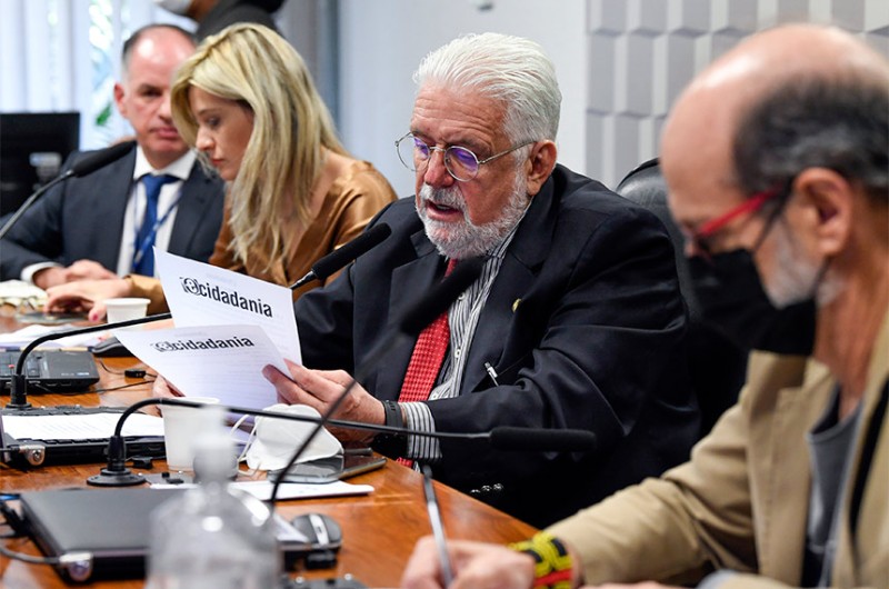 Jaques Wagner, presidente da CMA e autor do projeto de marco regulatório, durante a audiência desta terça-feira - Roque de Sá/Agência Senado