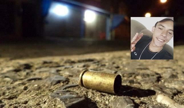 Jovem é executado a tiros dentro de casa em Garibaldi