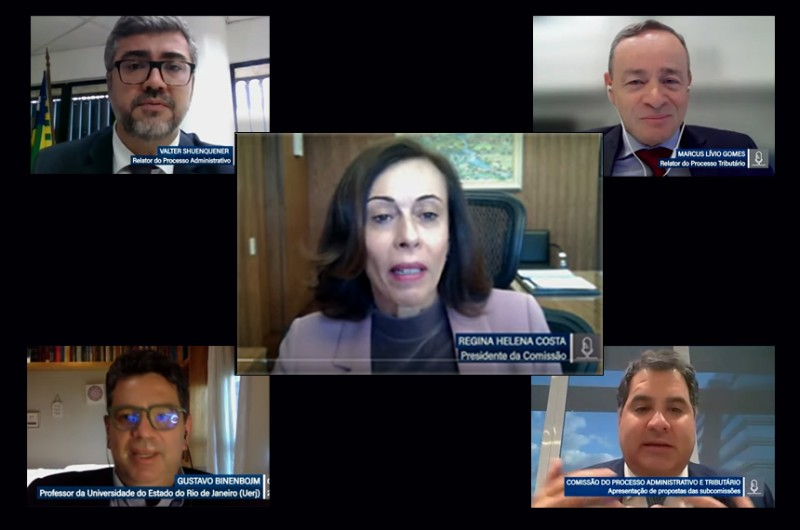 A presidente da comissão de juristas, Regina Helena Costa, e outros integrantes em reunião remota, no fim de maio - Agência Senado