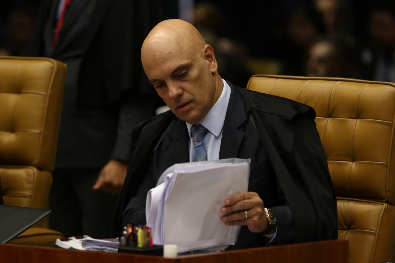Ministro nega arquivar inquérito sobre vazamento de dados sigilosos
