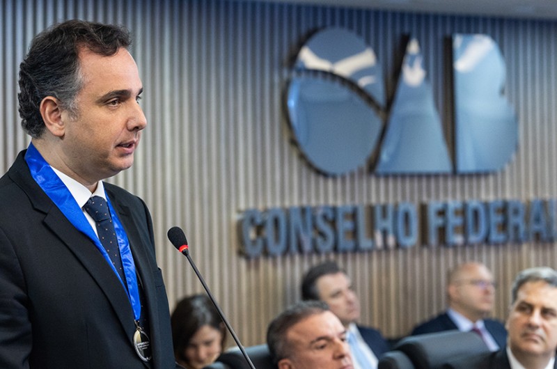 Pacheco foi homenageado com a medalha Raymundo Faoro, da OAB - Pedro Gontijo / Senado Federal