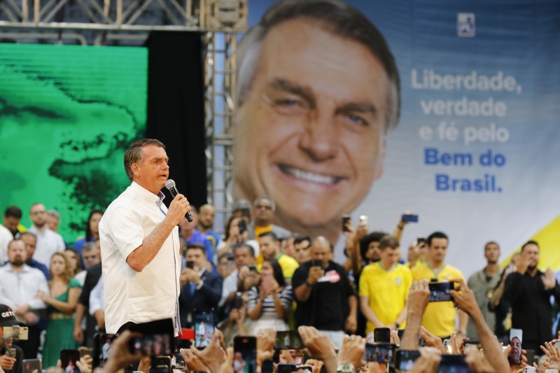 Jair Bolsonaro registra candidatura à reeleição no TSE
