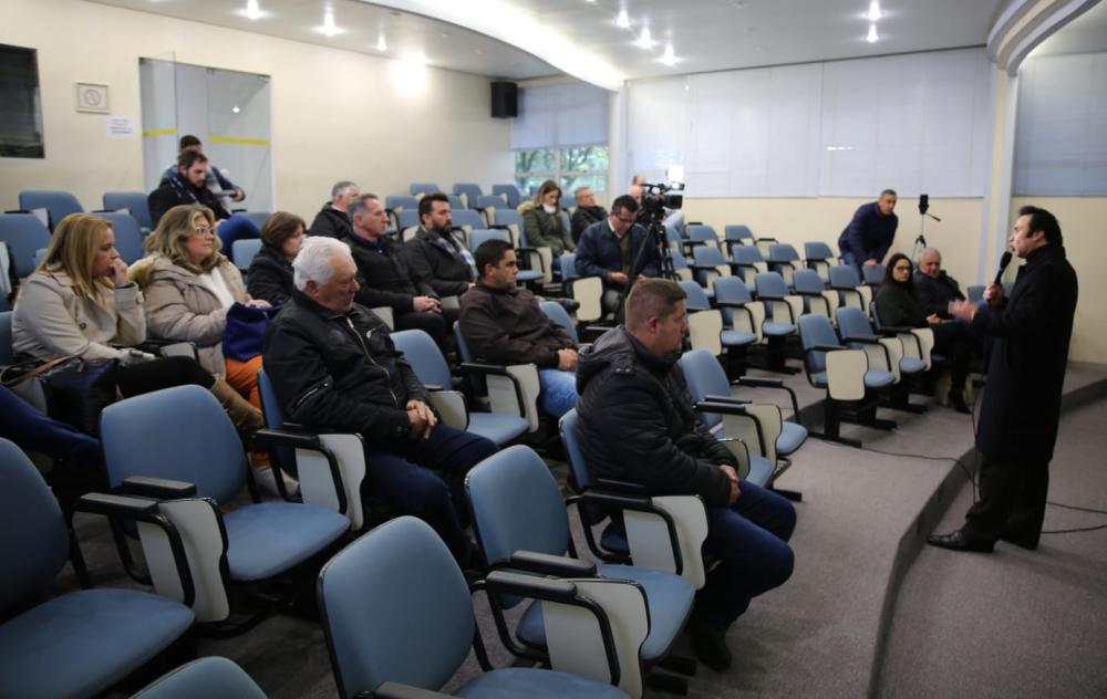 O anúncio foi feito em coletiva de imprensa no Salão Nobre da Prefeitura de Farroupilha, pela Administração Municipal, através do Prefeito Fabiano Feltrin e do Vice-prefeito Jonas Tomazini. Crédito: Divulgação