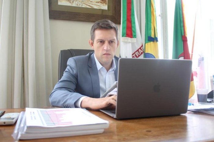 Ex-prefeito Pasin tem contas incluídas em lista do TCE que pode deixar candidatos inelegíveis