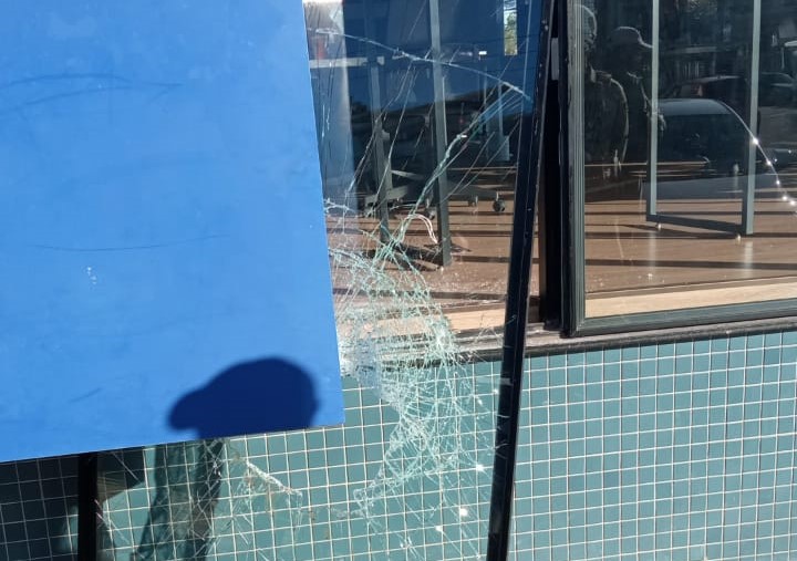 Sistema de alarme não foi acionado enquanto os ladrões agiam - Foto: Divulgação