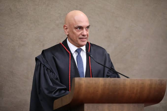Os mandados foram determinados pelo ministro Alexandre de Moraes, do Supremo Tribunal Federal (STF).