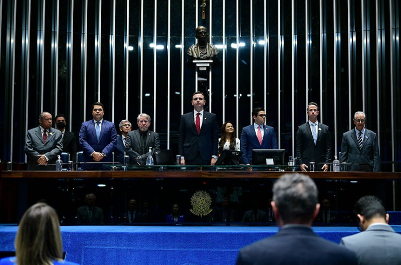 Credibilidade e inovação marcam 70 anos da Rádio Itatiaia, dizem senadores