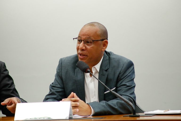 Luís Fabiano Costa: “Estamos cada vez mais expostos a acidentes e doenças profissionais” - (Foto: Elaine Menke/Câmara do Deputados)