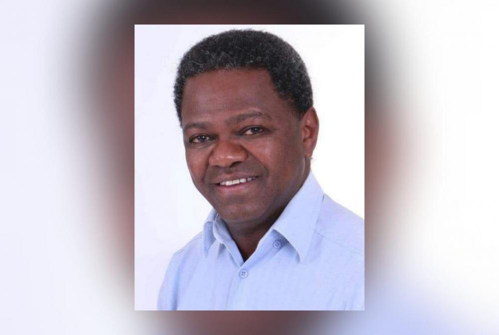 Carlos deixa os filhos Henrique e Laisa, as irmãs Carmem e Cláudia e a sobrinha Marilu. Crédito: Reprodução/Redes Sociais 