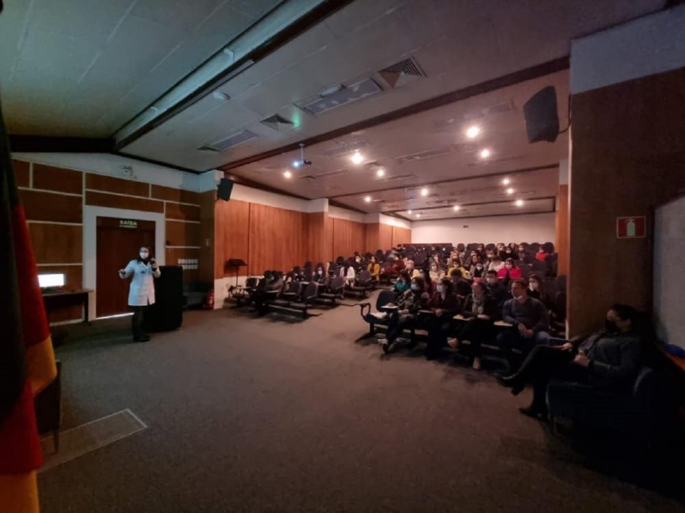 O evento contou com a presença de 40 profissionais da saúde. Crédito: Divulgação