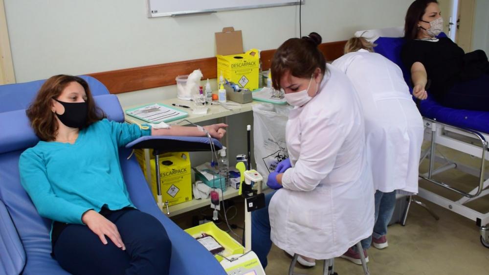 Cada doador pode beneficiar até cinco pessoas com o seu sangue - Foto: Alexandre Brusa/Divulgação