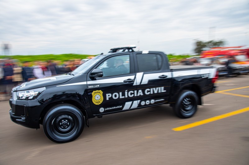 Toyota Hilux vai para a 2ª Delegacia de Polícia de Bento Gonçalves