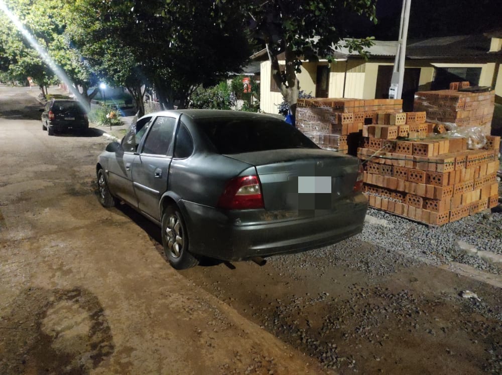 Veículo utilizado pelos criminosos foi apreendido pela Polícia Civil - Foto: Divulgação