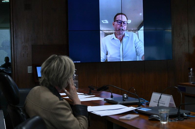 O relatório foi lido pelo senador Júlio Ventura - Edilson Rodrigues/Agência Senado