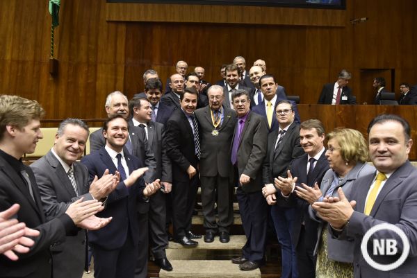Rinaldo Dal Pizzol recebe Medalha do Mérito Farroupilha