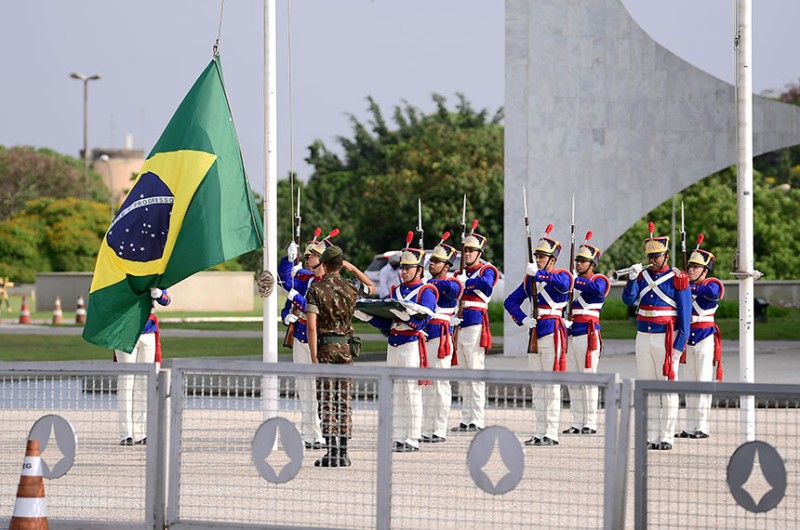 Hasteamento da Bandeira no Palácio do Planalto - Pedro França/Agência Senado