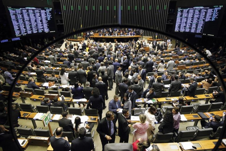 Confira os partidos que mais ganharam e mais perderam deputados nas eleições