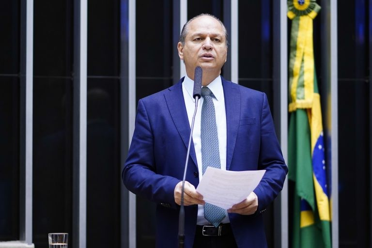 O autor da proposta, deputado Ricardo Barros - (Foto: Pablo Valadares/Câmara dos Deputados)