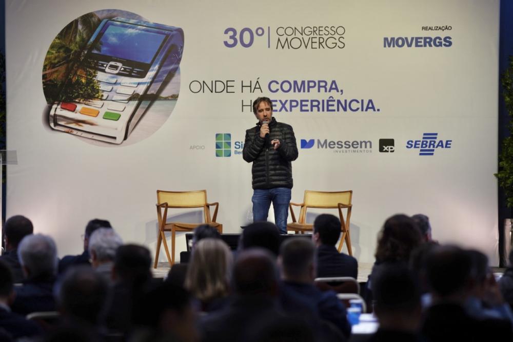 O circuito de palestras iniciou com o economista da Unisinos Marcos Lélis, que apresentou um panorama econômico. Crédito: Augusto Tomasi