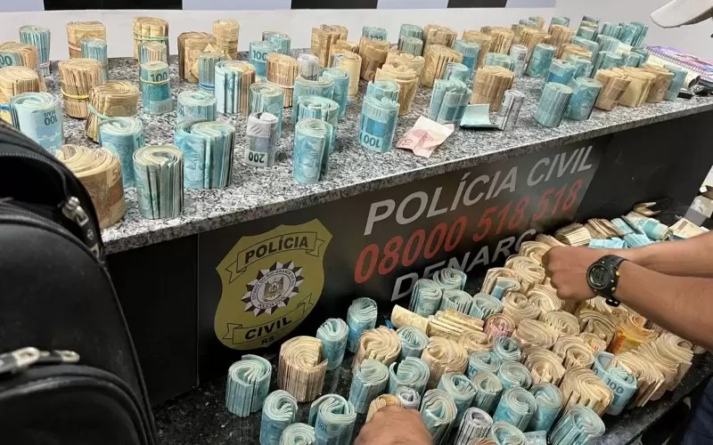 Denarc faz a maior apreensão de dinheiro do tráfico de sua história