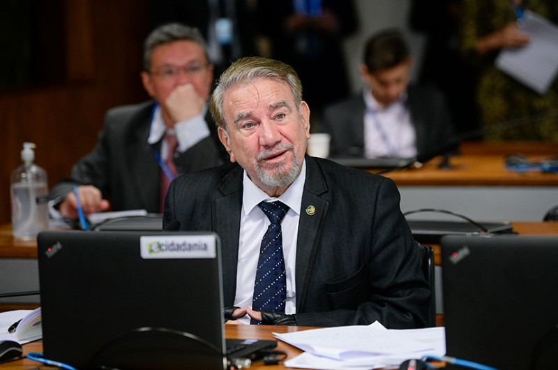 Relator do texto, Guaracy sustenta que o uso da tecnologia aumenta produtividade e reduz uso de insumos - Pedro França/Agência Senado