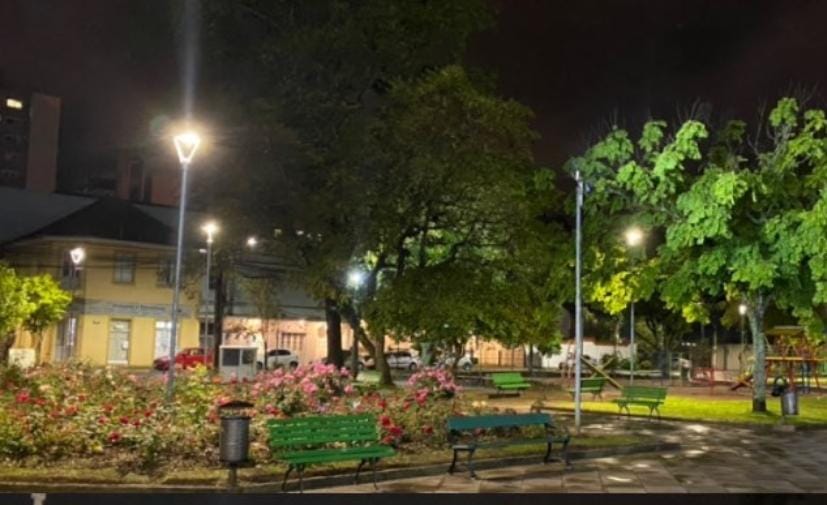 Mais duas praças de Bento Gonçalves recebem iluminação de led