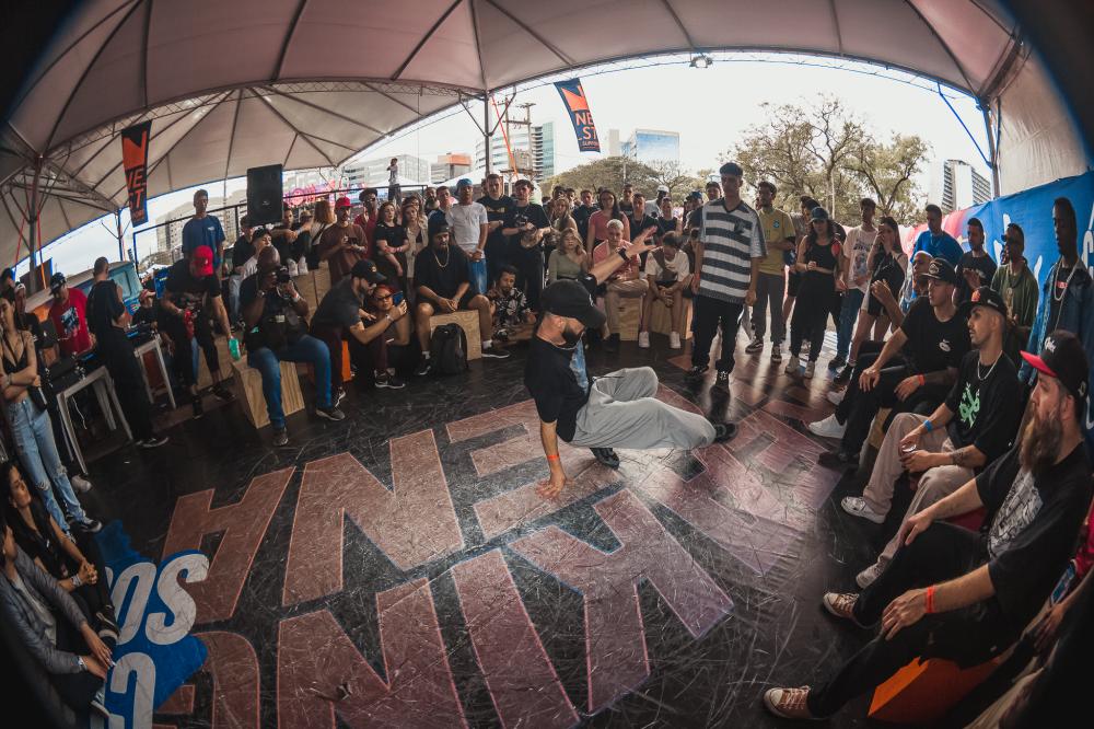 O Coletivo Nest Panos ficou responsável pela curadoria das batalhas de Breaking. Créditos: Pablo do Rosário, Jone Willian e Ramoniele Silva 
