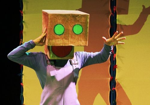 Denise da Luz, no espetáculo teatral 