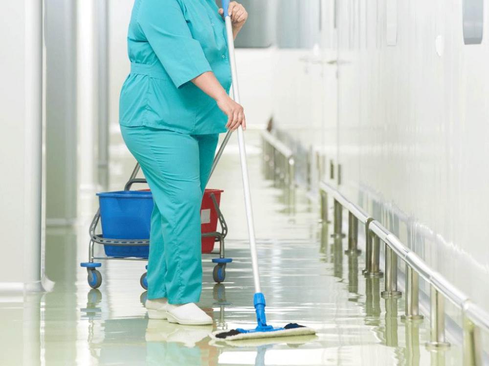 As vagas abertas são para auxiliar de higienização com a carga horária de 220 horas mensais (6 horas diárias de segunda a sexta-feira e mais 12 horas no sábado ou domingo, conforme escala). Crédito: Reprodução 