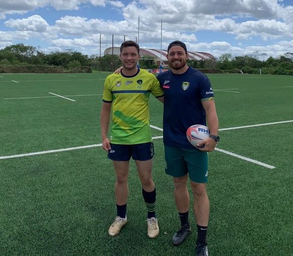 Eder, ao lado do atleta do Farrapos e treinador de backs dos Curumins, Guilherme Coghetto / Foto: Divulgação