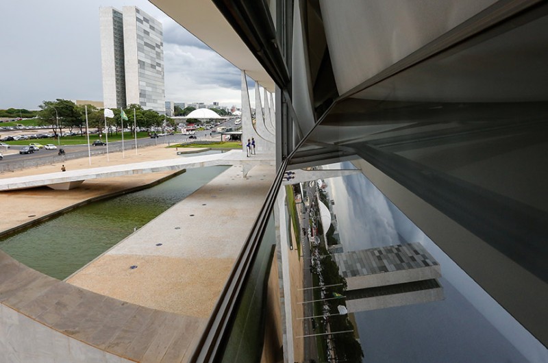 Vista do Palácio do Planalto com o Congresso ao fundo: a Comissão Mista de Orçamento analisa as contas governamentais - Marcos Corrêa/PR