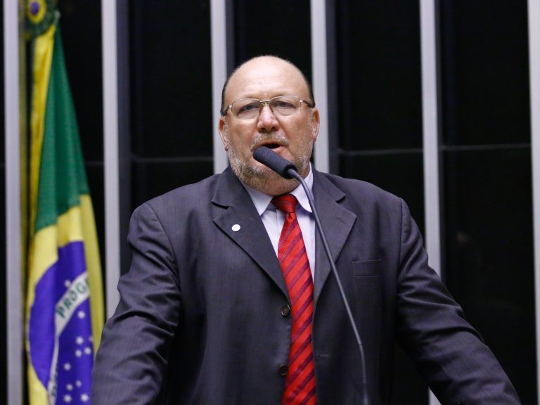 João Daniel ressalta que a população mais pobre é quem mais sofre com a falta d'água - (Foto: Marina Ramos/ Câmara dos Deputados)