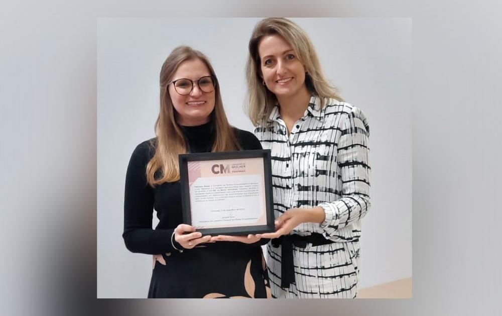 Diretora da área de Projetos do CIC BG, Fernanda D’Arrigo e presidente do Conselho da Mulher Empresária da Federasul, Simone Leite. Crédito: Divulgação