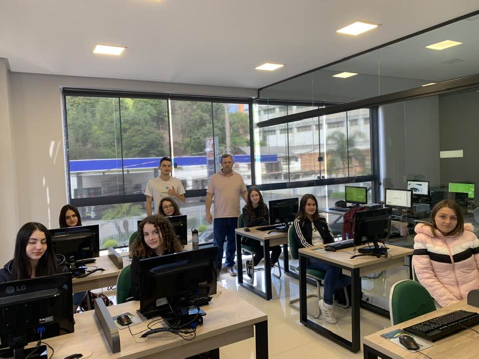 Alunos têm a possibilidade de saírem empregados após a conclusão do curso em alguns casos