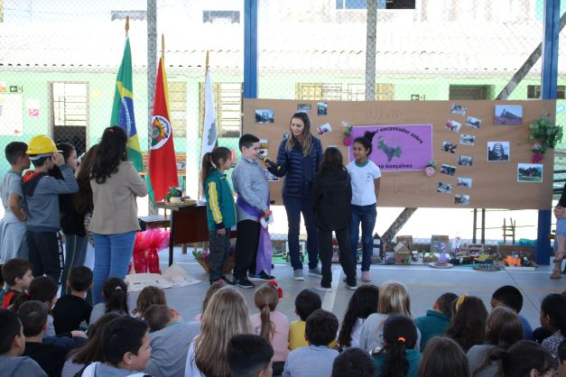 EMEF Ouro Verde realiza apresentação de projeto pedagógico 