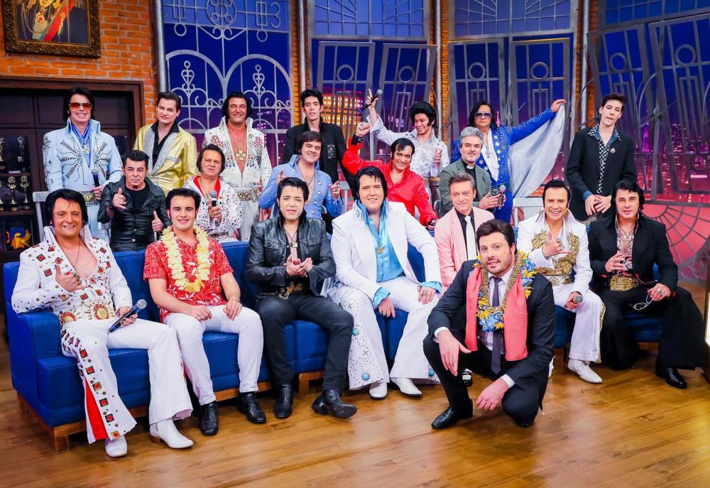 Jonas Iunes e Fabiano Feltrin participaram da homenagem ao Rei do Rock no SBT - Foto: Divulgação