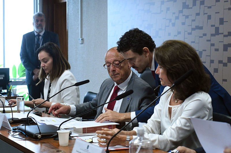 Foram aprovadas as indicações de Carla Barroso Carneiro (à esquerda) para FAO) e Paula Alves de Souza (à direita) para a Unesco) - Geraldo Magela/Agência Senado