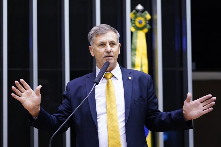 Luizão Goulart: medida contribui para a segurança alimentar do País - (Foto: Pablo Valadares /Câmara dos Deputados)