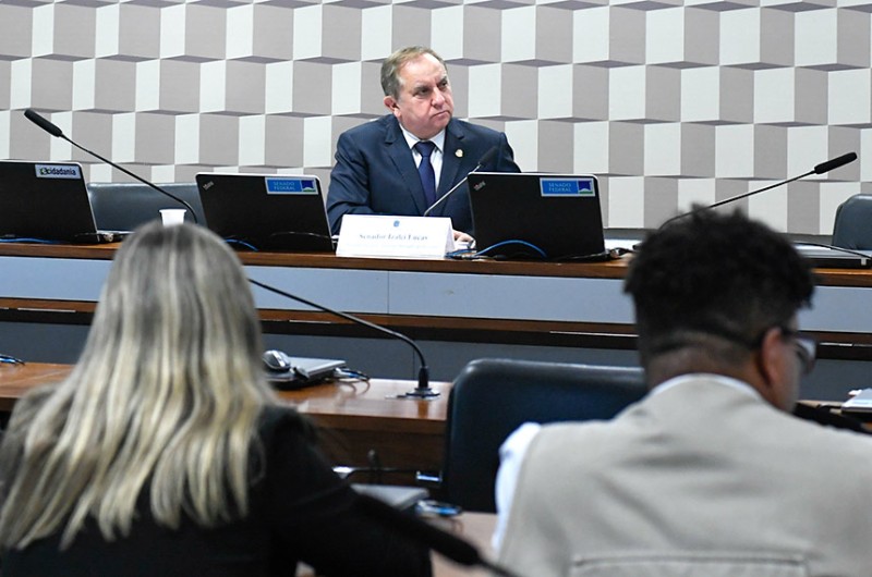 Izalci Lucas comandou audiência pública remota na Comissão Senado do Futuro nesta sexta - Geraldo Magela/Agência Senado