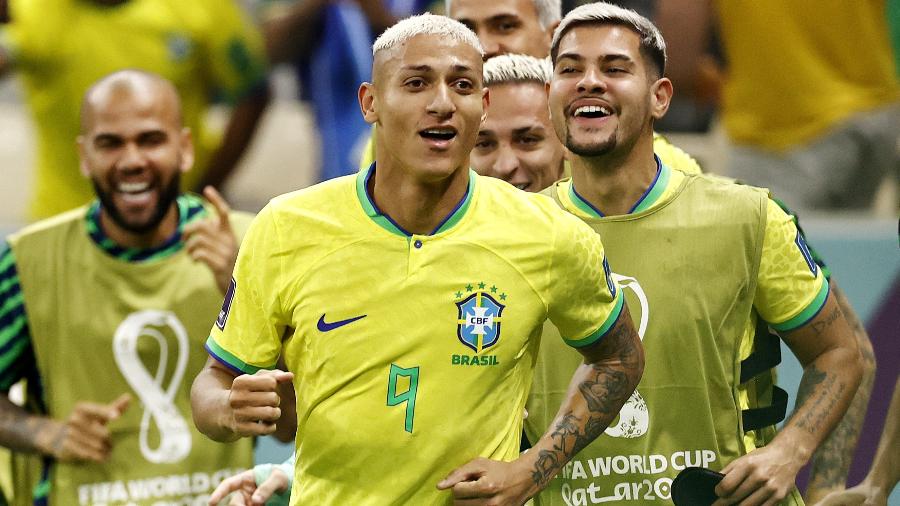 Torcedor espera que o atacante Richarlison esteja inspirado novamente - Foto: Fifa/Divulgação