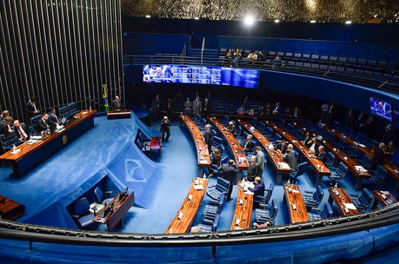 Senadores ressaltaram o papel dos tribunais de contas na assistência aos estados e municípios. - Jonas Pereira/Agência Senado