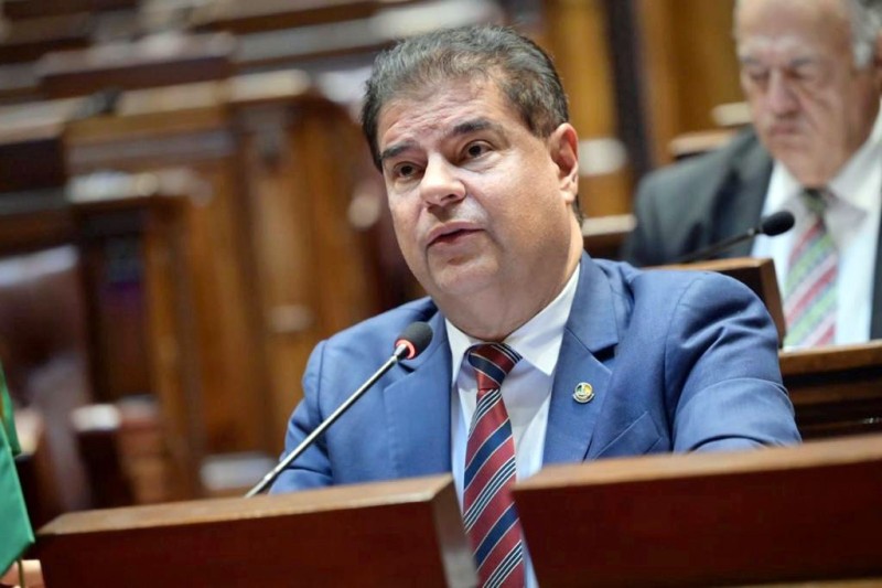 Chefe da delegação brasileira, Nelsinho participou da reunião do Parlasul, na segunda